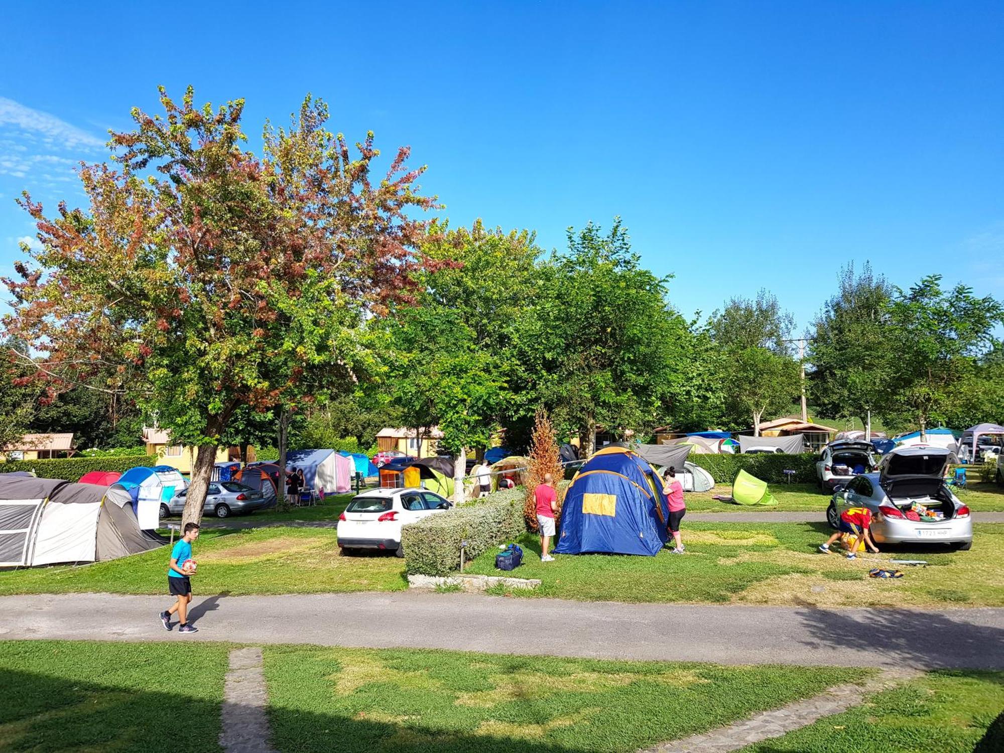 Camping L'Amuravela Cudillero Eksteriør billede